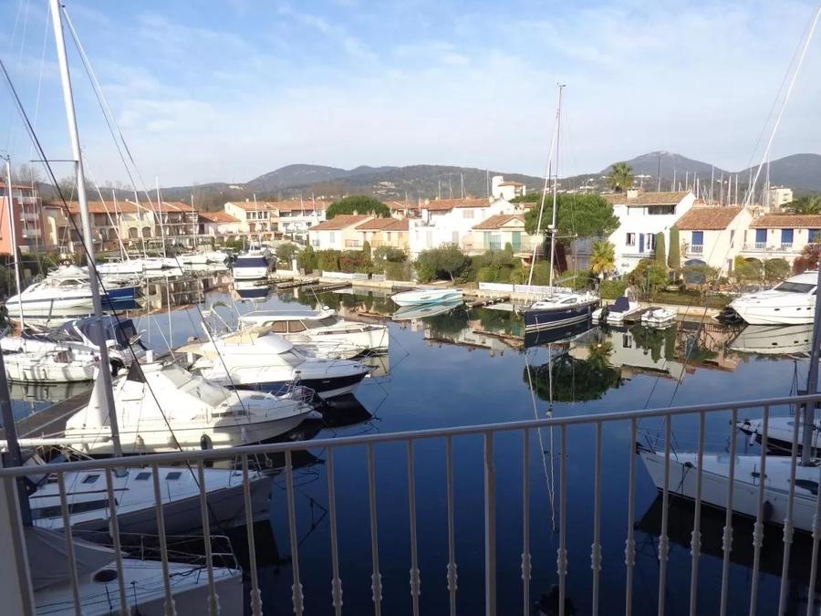 Port Grimaud – square